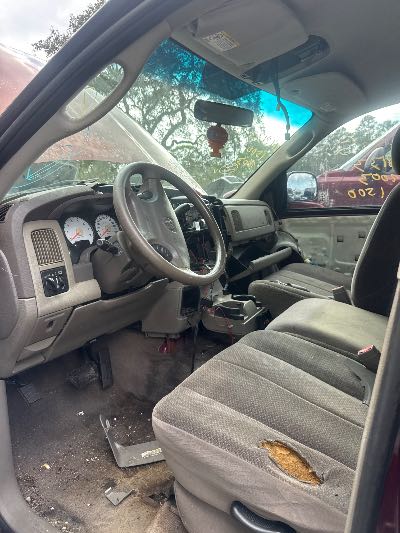 2003 Dodge Ram 1500 Location - Large Trucks & Vans - Row 33 - Stock # H48174