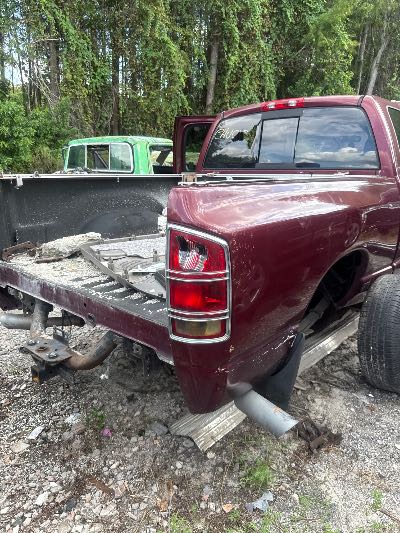 2003 Dodge Ram 1500 Location - Large Trucks & Vans - Row 33 - Stock # H48174