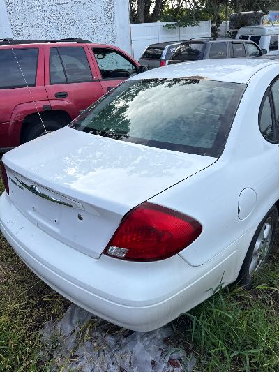 2003 Ford Taurus Location - Ford - Row 26 - Stock # H49040