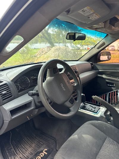 2007 Jeep Grand Cherokee Location - Chrysler - Row 44 - Stock # H48164