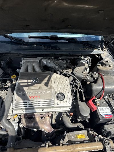 2001 Lexus ES 300 Location - Imports - Row 17 - Stock # H49231