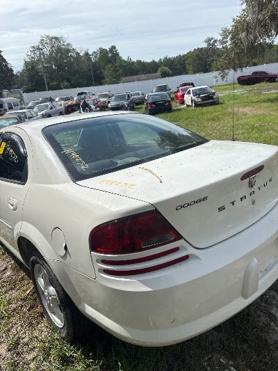 2006 Dodge Stratus Location - Chrysler - Row 40 - Stock # H49232