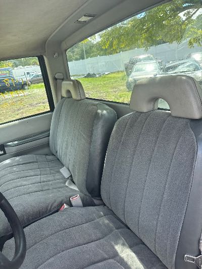 1994 GMC Sierra C/K 3500 Location - Large Trucks & Vans - Row 20 - Stock # H48547