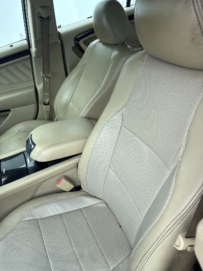 2013 Ford Taurus Location - Ford - Row 33 - Stock # H49241