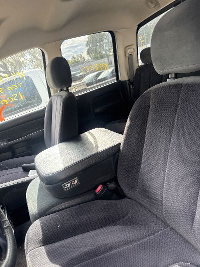 2005 Dodge Ram 1500 Location - Large Trucks & Vans - Row 35 - Stock # H48583