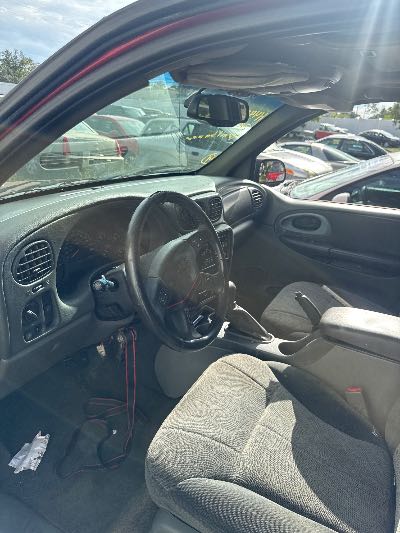 2002 Chevrolet TrailBlazer Location - GM - Row 31 - Stock # H49091