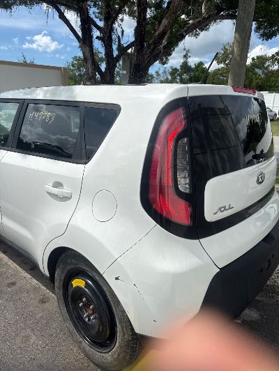 2014 Kia Soul Location - Imports - Row 45 - Stock # H49283