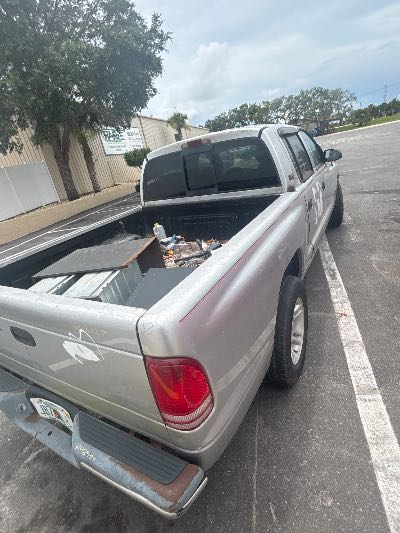 2001 Dodge Dakota Location - Large Trucks & Vans - Row 49 - Stock # H48427