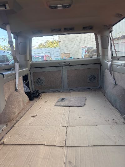 2000 Chevrolet Astro Location - GM - Row 39 - Stock # H49270