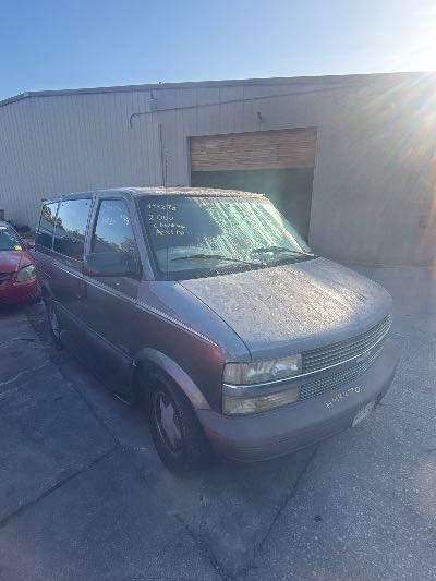 2000 Chevrolet Astro Location - GM - Row 39 - Stock # H49270