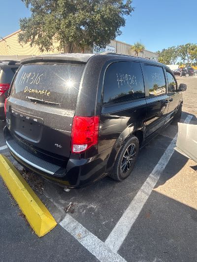 2015 Dodge Grand Caravan Location - Chrysler - Row 38 - Stock # H49316