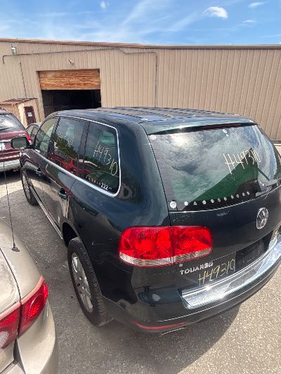 2004 Volkswagen Touareg Location - Imports - Row 1 - Stock # H49310