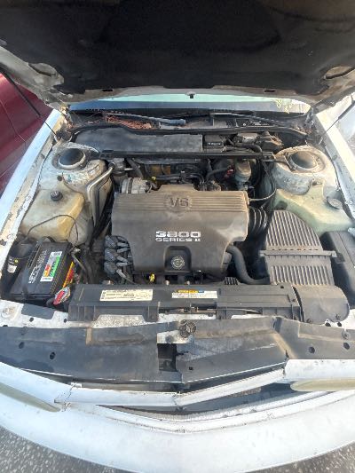 1998 Oldsmobile Eighty-Eight Location - GM - Row 39 - Stock # H49292