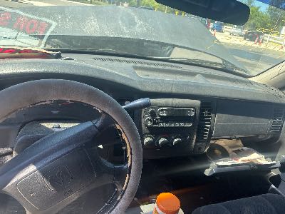 2002 Dodge Dakota Location - Large Trucks & Vans - Row 28 - Stock # H49455