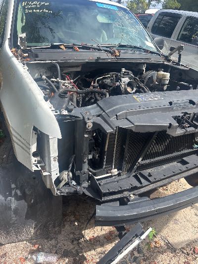 2007 Chevrolet Suburban Location - Large Trucks & Vans - Row 49 - Stock # H48170