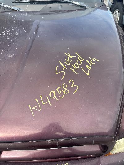 2003 Dodge Durango Location - Chrysler - Row 40 - Stock # H49583