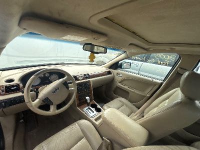 2005 Ford Five Hundred Location - Ford - Row 35 - Stock # H49580