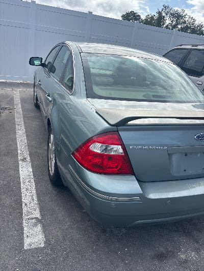 2005 Ford Five Hundred Location - Ford - Row 35 - Stock # H49580