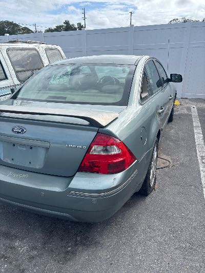 2005 Ford Five Hundred Location - Ford - Row 35 - Stock # H49580