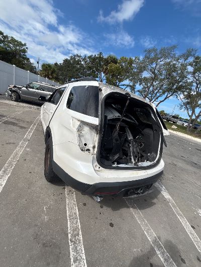 2015 Ford Explorer Location - Ford - Row 35 - Stock # H49585