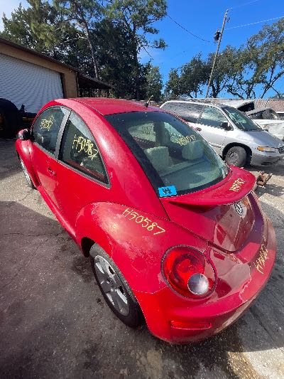 2007 Volkswagen New Beetle Location - Imports - Row 18 - Stock # H50587