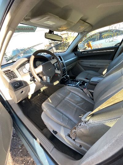 2009 Chrysler 300 Location - Chrysler - Row 39 - Stock # H50592