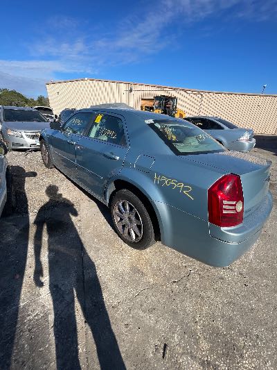 2009 Chrysler 300 Location - Chrysler - Row 39 - Stock # H50592