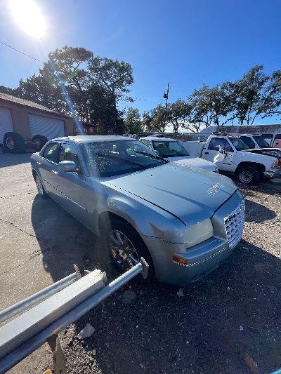 2009 Chrysler 300 Location - Chrysler - Row 39 - Stock # H50592