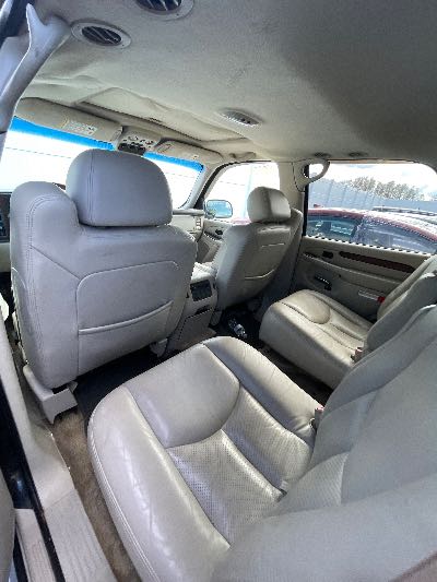2003 Cadillac Escalade Location - Large Trucks & Vans - Row 32 - Stock # H50620