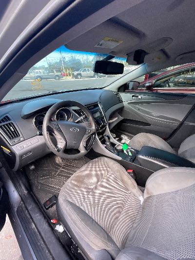 2013 Hyundai Sonata Location - Imports - Row 17 - Stock # H50601