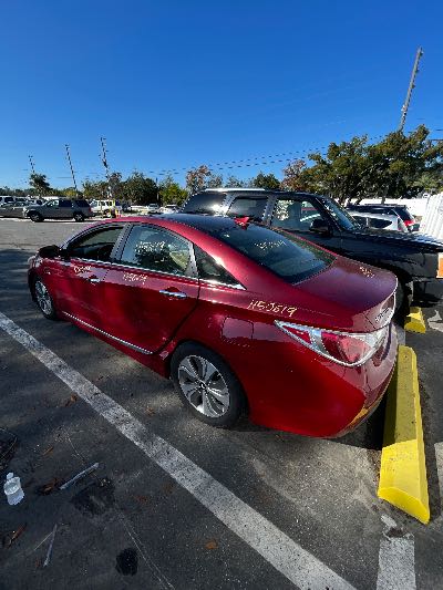 2015 Hyundai Sonata Hybrid Location - Imports - Row 18 - Stock # H50619