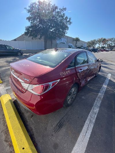 2015 Hyundai Sonata Hybrid Location - Imports - Row 18 - Stock # H50619