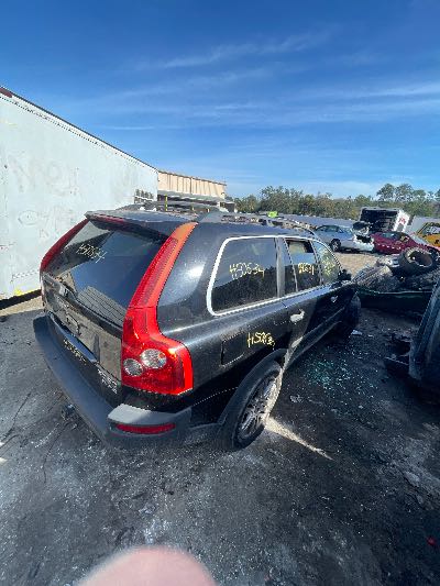2004 Volvo XC90 Location - Imports - Row 20 - Stock # H50634