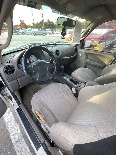 2004 Jeep Liberty Location - Chrysler - Row 38 - Stock # H50291