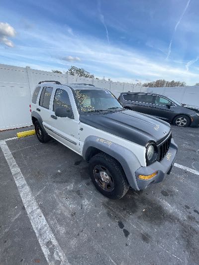 2004 Jeep Liberty Location - Chrysler - Row 38 - Stock # H50291