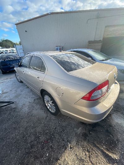 2007 Mercury Milan Location - Ford - Row 32 - Stock # H50545