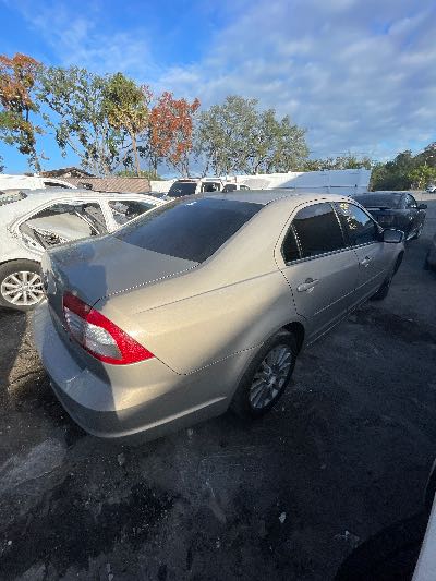 2007 Mercury Milan Location - Ford - Row 32 - Stock # H50545