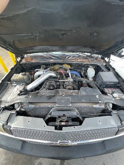 2004 Chevrolet Silverado 2500HD Location - Large Trucks & Vans - Row 26 - Stock # H50505