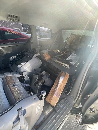 2006 Toyota Sienna Location - Imports - Row 20 - Stock # H50669