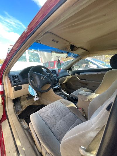 2005 Honda Accord Location - Imports - Row 26 - Stock # H50610