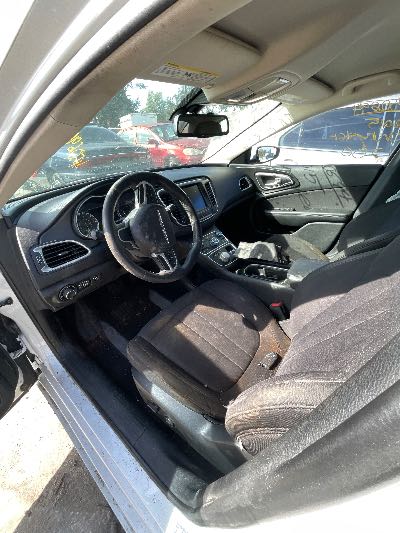 2015 Chrysler 200 Location - Chrysler - Row 40 - Stock # H50694