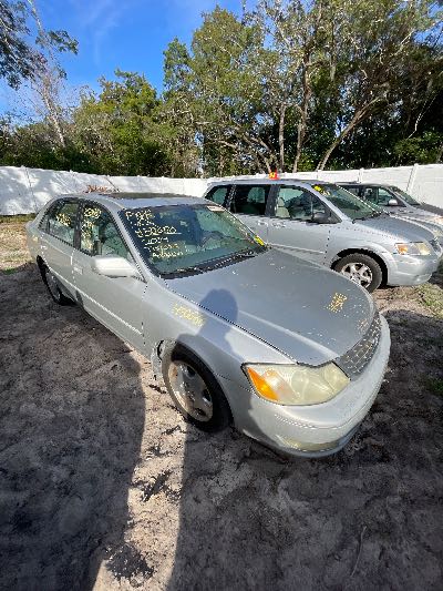 2004 Toyota Avalon Location - Imports - Row 32 - Stock # H50660