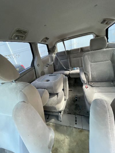 2006 Toyota Sienna Location - Imports - Row 22 - Stock # H50722