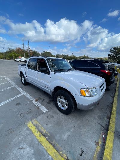 2001 Ford Explorer Sport Trac Location - Ford - Row 34 - Stock # H50725