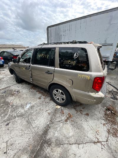 2004 Honda Pilot Location - Imports - Row 2 - Stock # H49548
