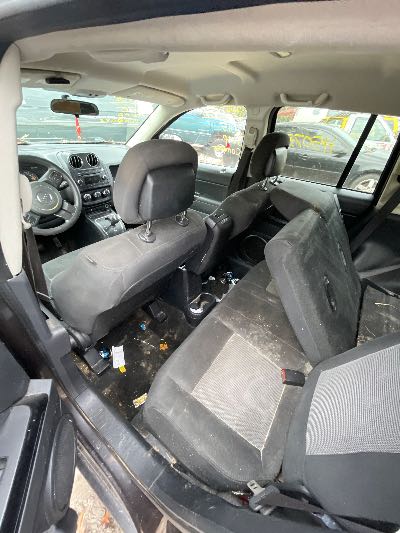 2015 Jeep Compass Location - Chrysler - Row 42 - Stock # H50736