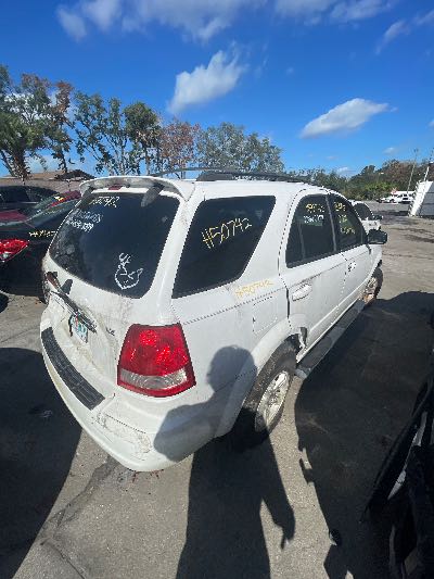 2006 Kia Sorento Location - Imports - Row 24 - Stock # H50742