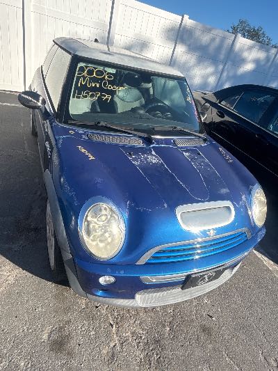 2006 Mini Cooper Location - Imports - Row 24 - Stock # H50779