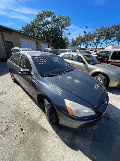 2005 Honda Accord Hybrid Location - Imports - Row 26 - Stock # H50794