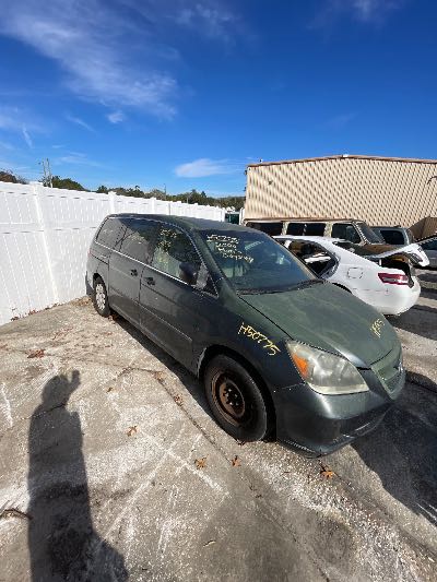 2006 Honda Odyssey Location - Imports - Row 28 - Stock # H50775